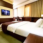 Ξενοδοχείο Boutique Golden Star Τούζλα