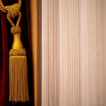 Hotel Boutique Golden Star Tuzla