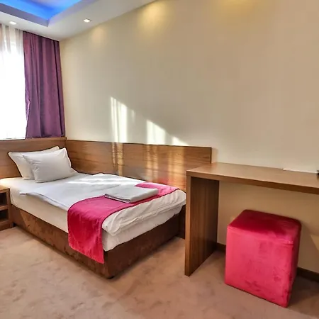 Boutique Golden Star