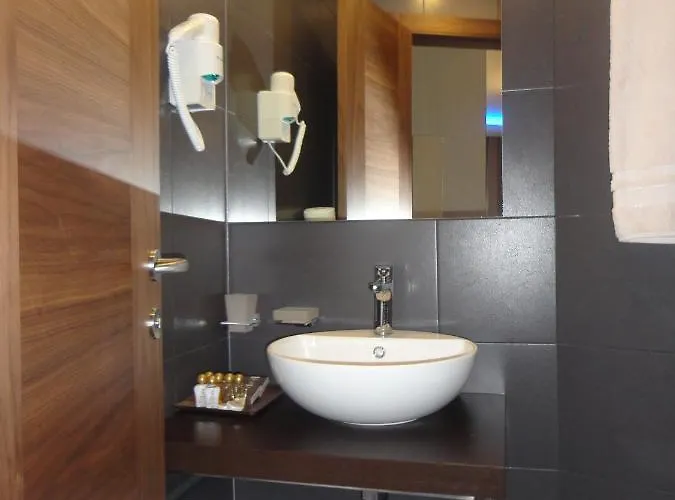 Boutique Golden Star 3* Tuzla