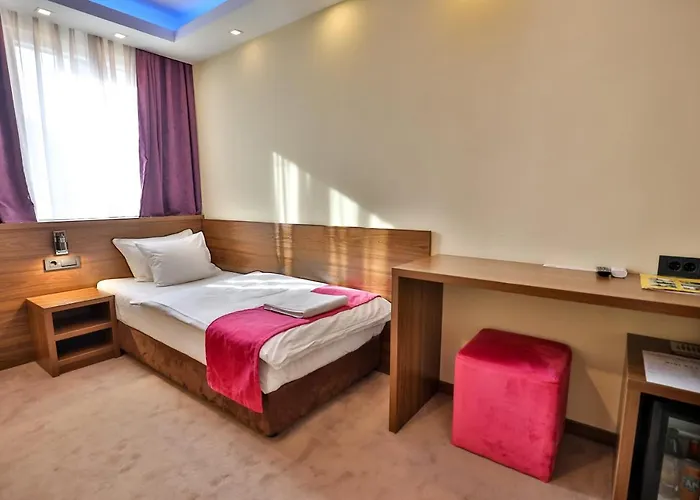 Boutique Golden Star