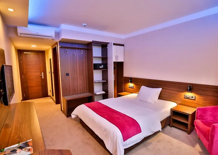 Boutique Golden Star 3*